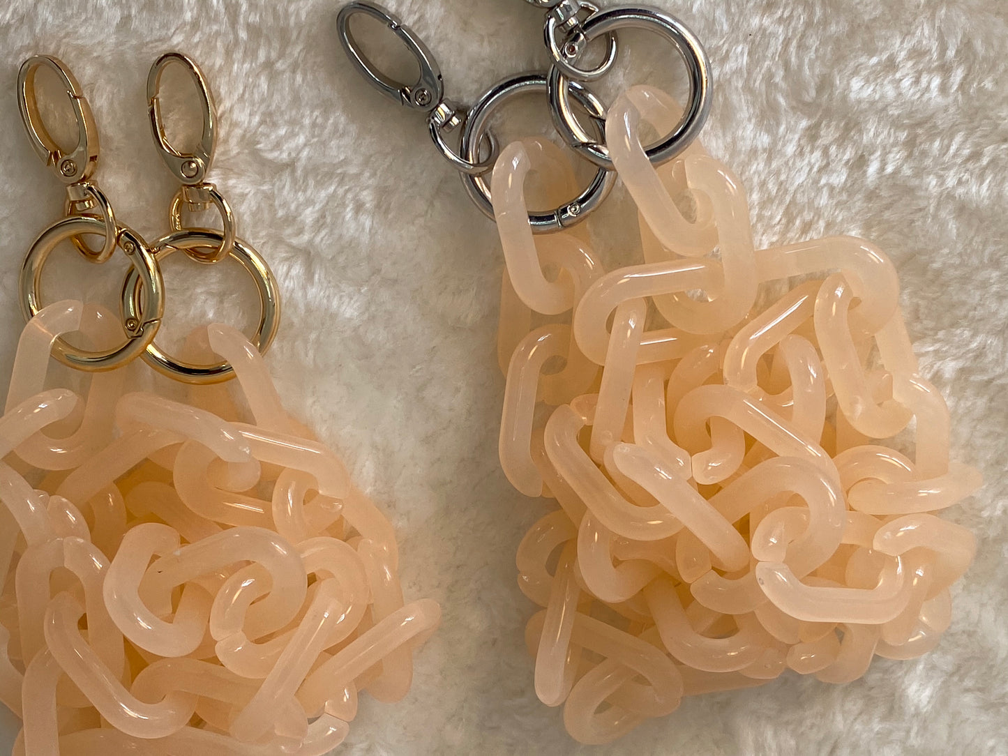 Peachy Queen handbag chain