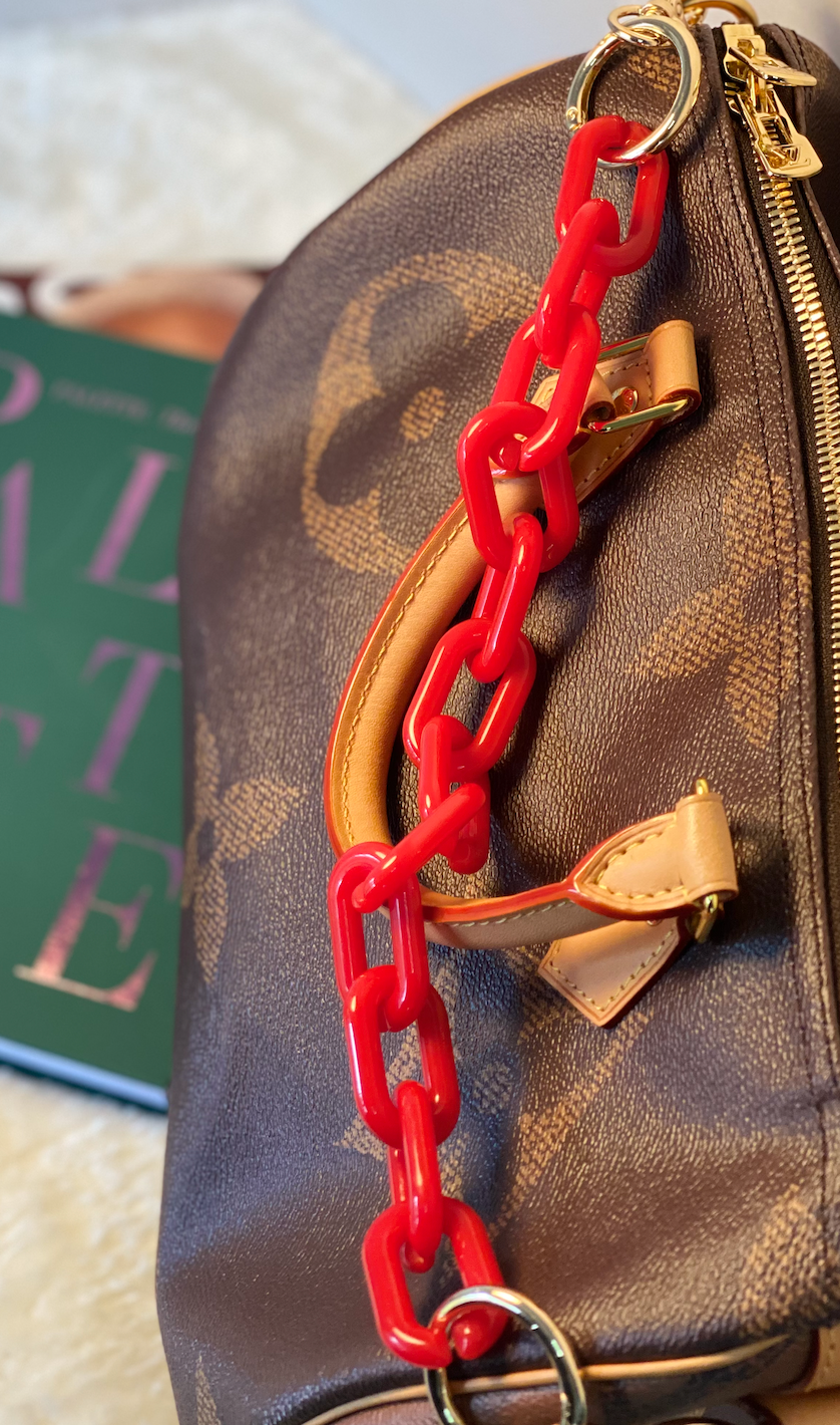 Red hot handbag chain